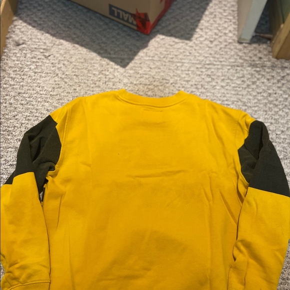 Guess crew neck - Picture 2 of 3